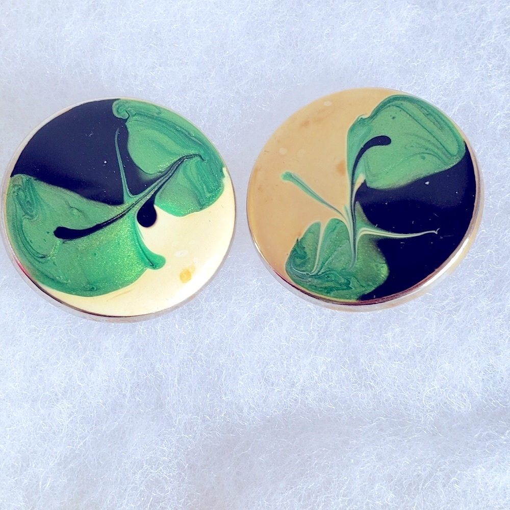 1 1/8” Vintage Green Swirl, Black & White Clip-Ons